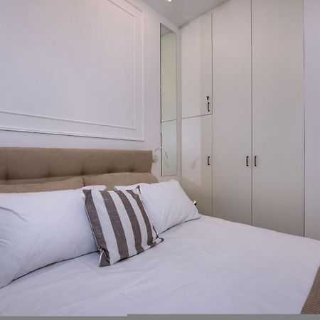 Cherry Central Luxury Suites خانيا المظهر الخارجي الصورة