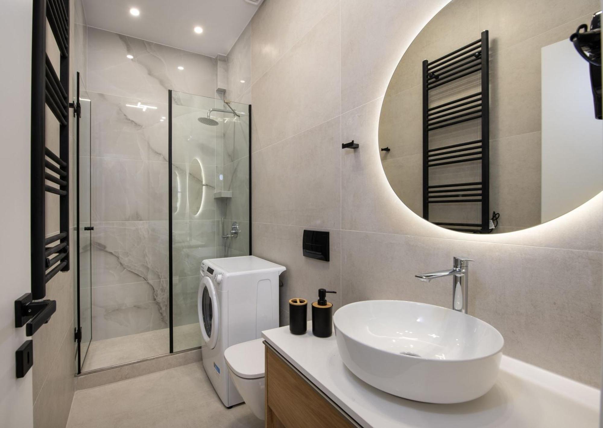 Cherry Central Luxury Suites خانيا المظهر الخارجي الصورة