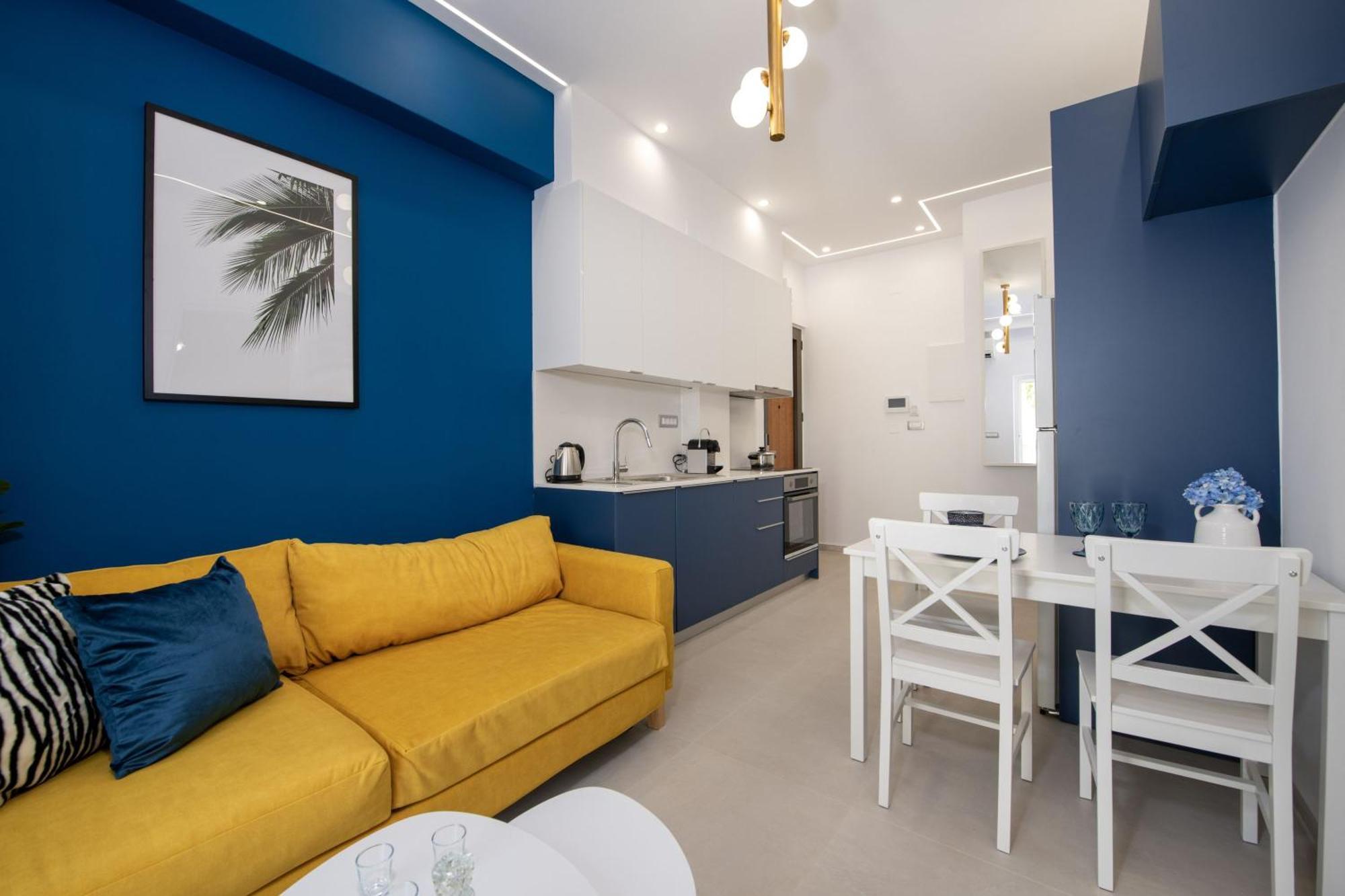 Cherry Central Luxury Suites خانيا المظهر الخارجي الصورة