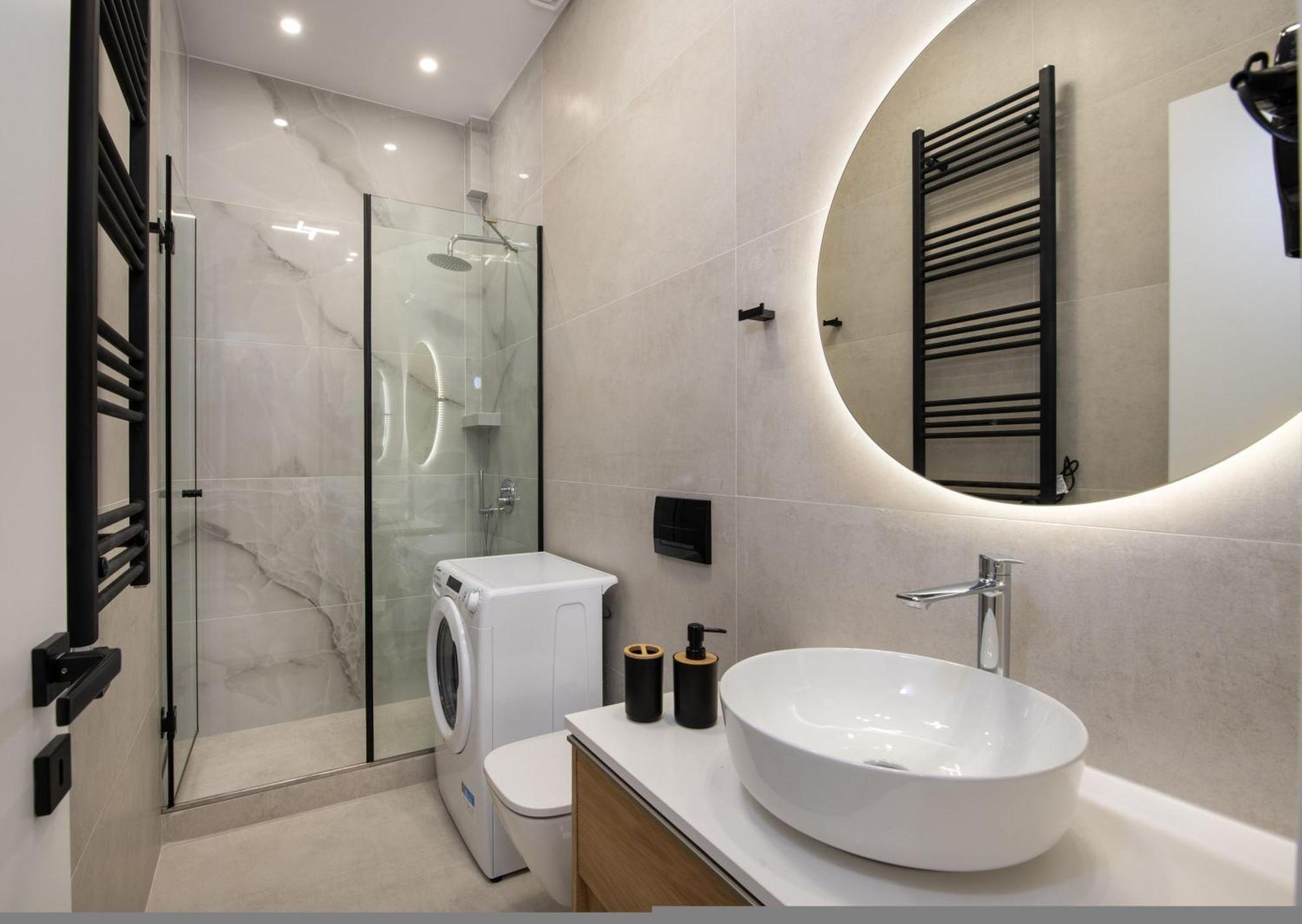 Cherry Central Luxury Suites خانيا المظهر الخارجي الصورة
