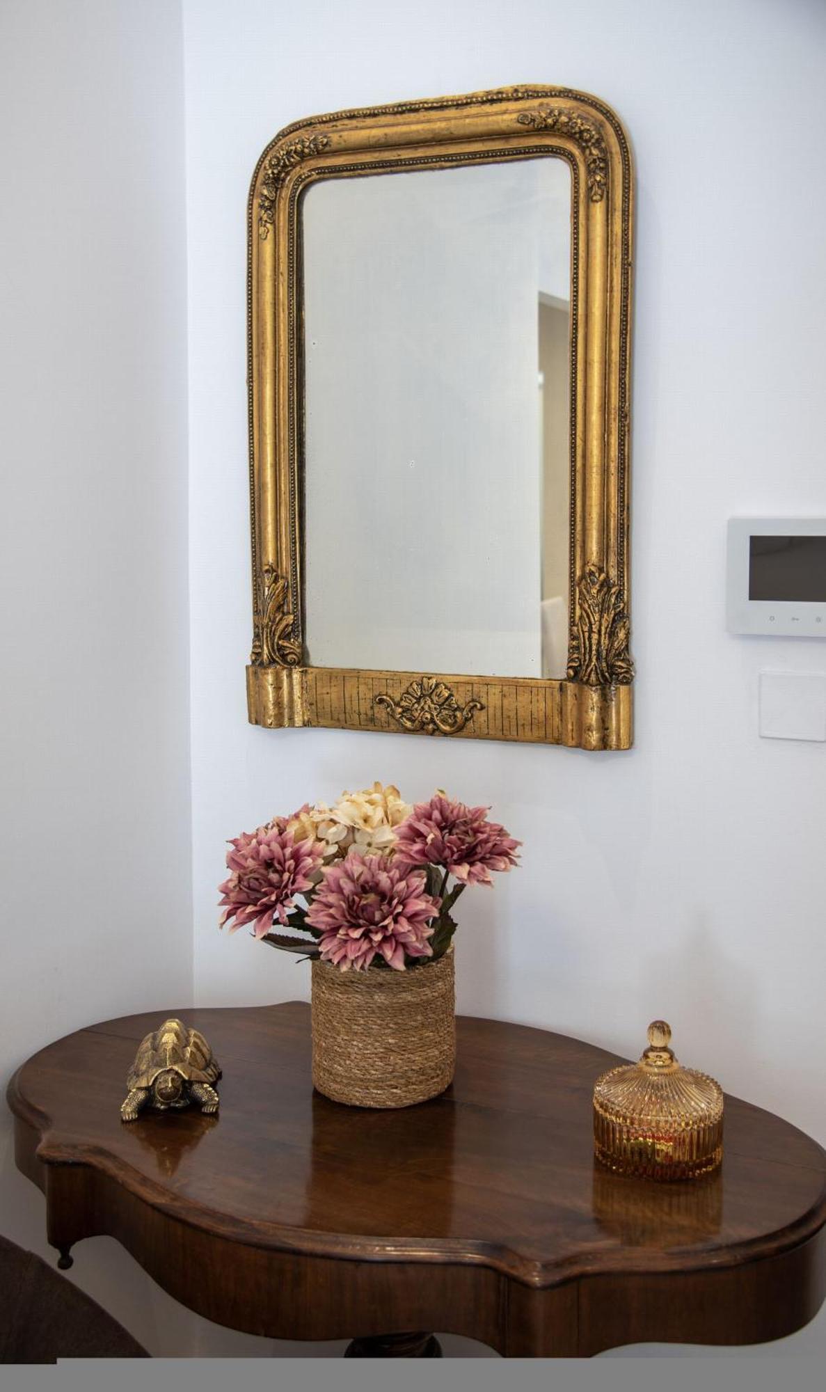Cherry Central Luxury Suites خانيا المظهر الخارجي الصورة
